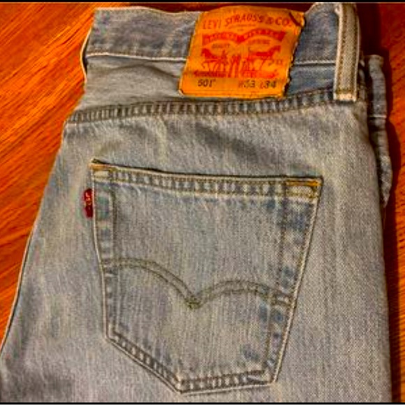 Button up Levis Jeans 501 W33 L 34 - Picture 1 of 5